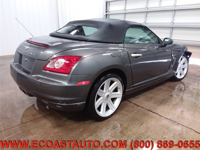 Used 2005 Chrysler Crossfire Limited RWD image 3