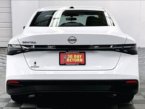 New 2026 Nissan Sentra SV FWD image 4