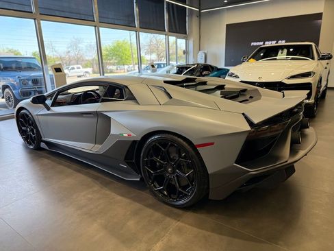 Used 2022 Lamborghini Aventador LP 780-4 Ultimae image 3