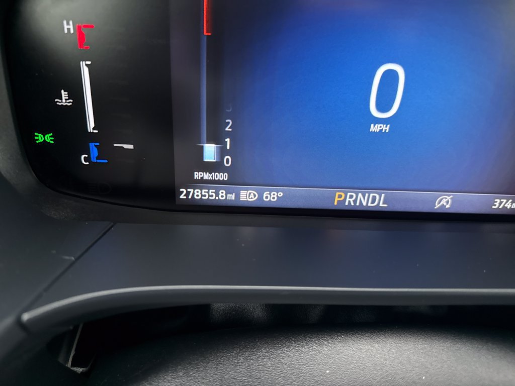 Used 2025 Ford Escape Active AWD/4WD image 16
