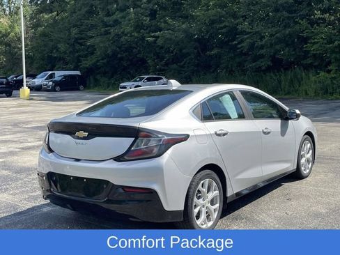 Used 2017 Chevrolet Volt Premier w/ Driver Confidence II Package FWD image 3