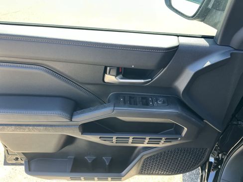 New 2026 Toyota Tacoma Limited AWD/4WD image 26
