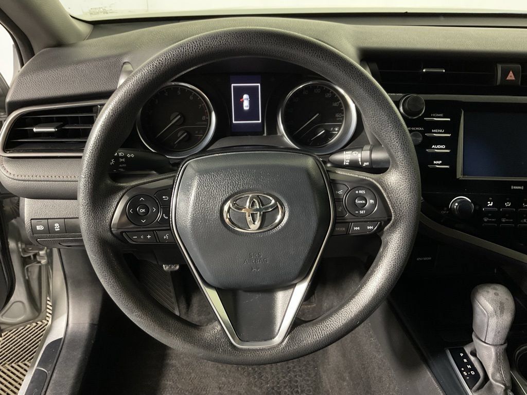 Used 2020 Toyota Camry LE FWD image 23