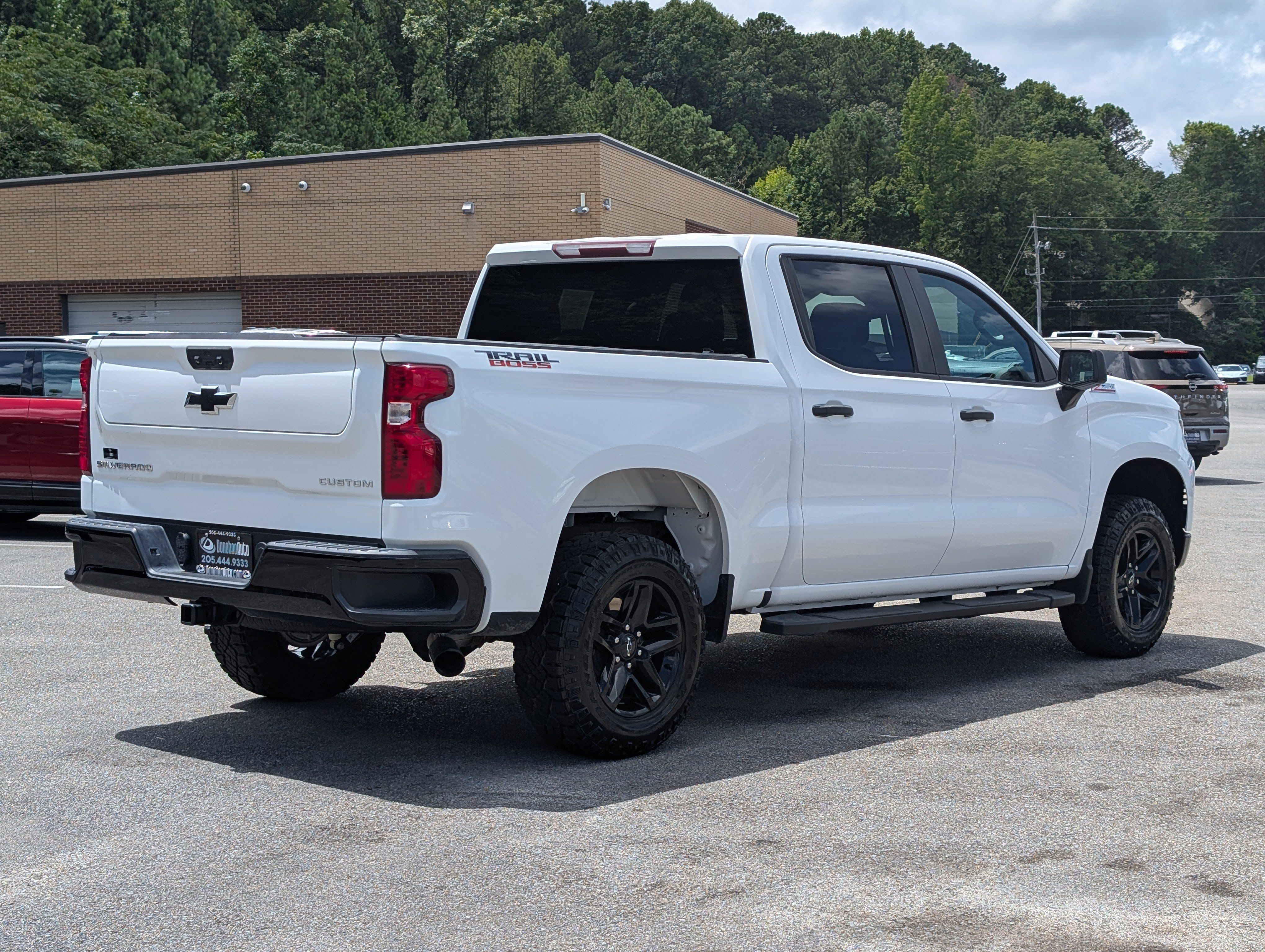 Used 2023 Chevrolet Silverado 1500 Custom Trail Boss AWD/4WD image 9