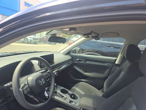 Used 2023 Honda Civic LX image 8