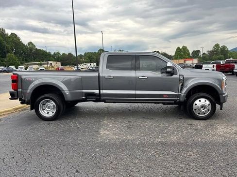 Used 2023 Ford F450 Platinum w/ Camper Package AWD/4WD image 9