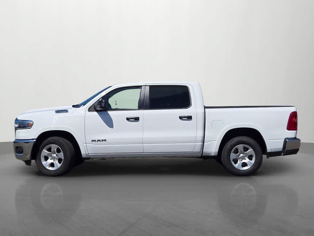 Used 2025 RAM 1500 Big Horn AWD/4WD image 3