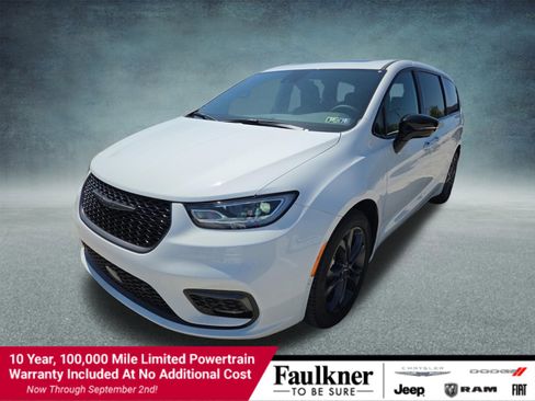 New 2026 Chrysler Pacifica Select FWD image 1