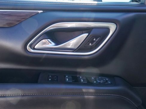 Used 2022 Chevrolet Tahoe Z71 w/ Z71 Off-Road Package image 20