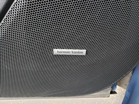 Used 2019 Subaru Forester Limited w/ Popular Package #3 image 17