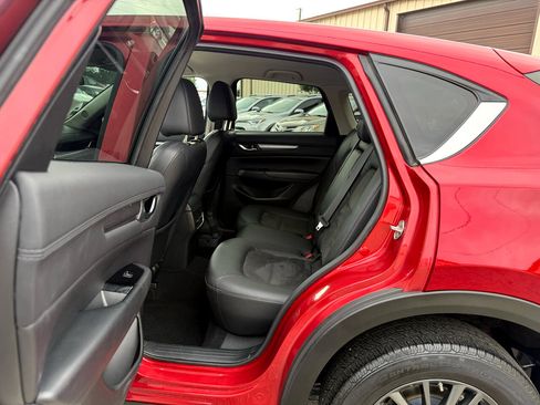 Used 2019 MAZDA CX-5 Touring image 23