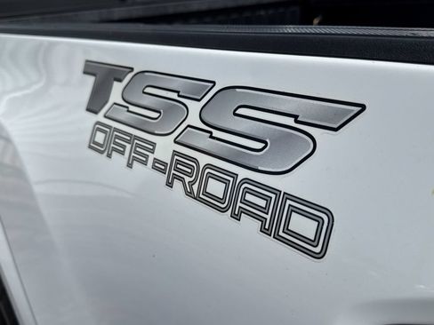 Used 2020 Toyota Tacoma SR AWD/4WD image 41