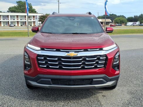 Used 2025 Chevrolet Equinox LT w/ Convenience Package II FWD image 8
