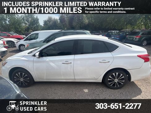 Used 2017 Nissan Sentra SV FWD image 1