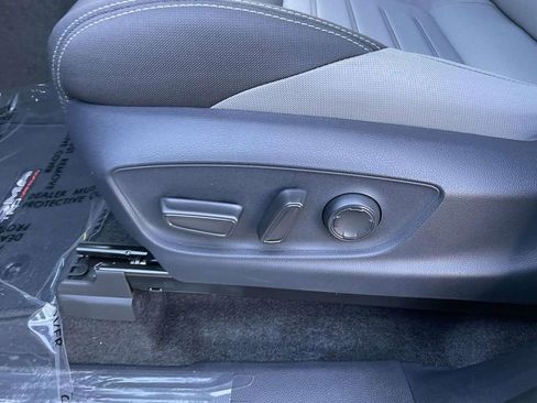 New 2025 Toyota Tacoma TRD Off-Road image 30