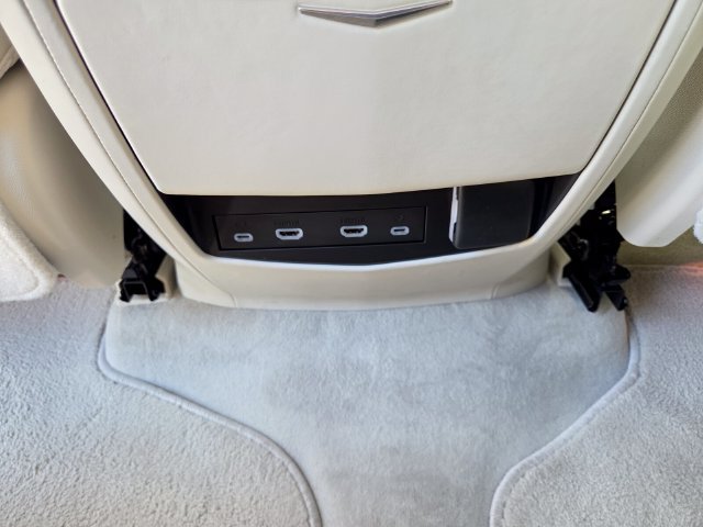 Used 2023 Cadillac Escalade Sport Platinum AWD/4WD image 20