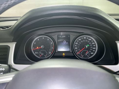 Used 2021 Volkswagen Atlas SE w/ Panoramic Sunroof Package image 17