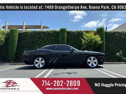 Used 2010 Dodge Challenger SRT8 w/ SRT Option Group II image 5