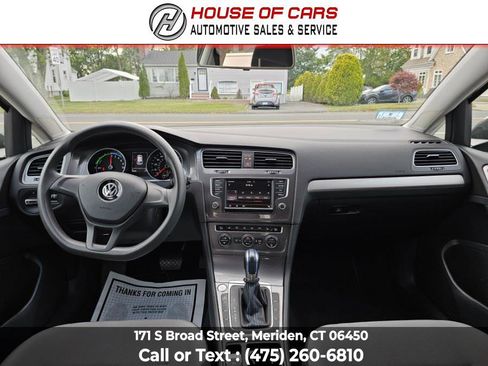 Used 2016 Volkswagen e-Golf SE image 19