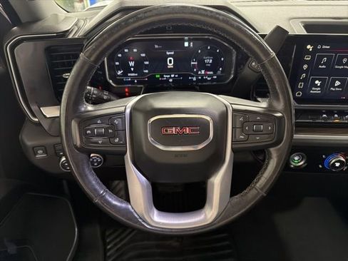 Used 2022 GMC Sierra 1500 Elevation image 13