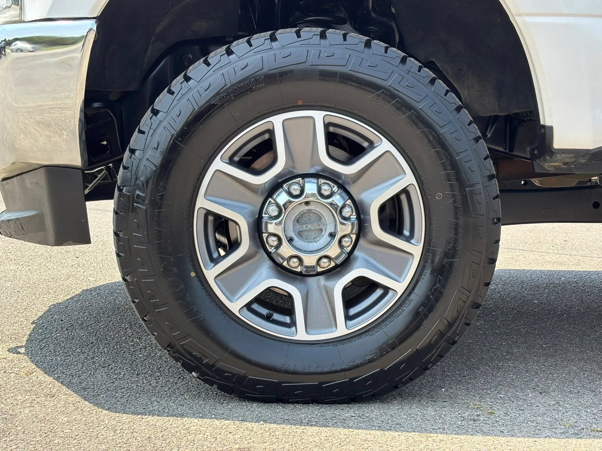 Used 2019 Ford F250 Lariat w/ Lariat Ultimate Package AWD/4WD image 15
