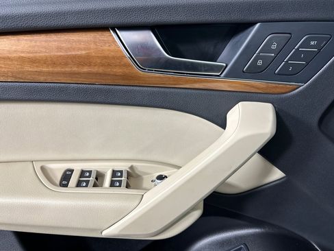 Used 2022 Audi Q5 2.0T Premium image 10