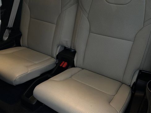 Used 2020 Volvo XC90 T6 Inscription w/ Protection Package Premier image 17