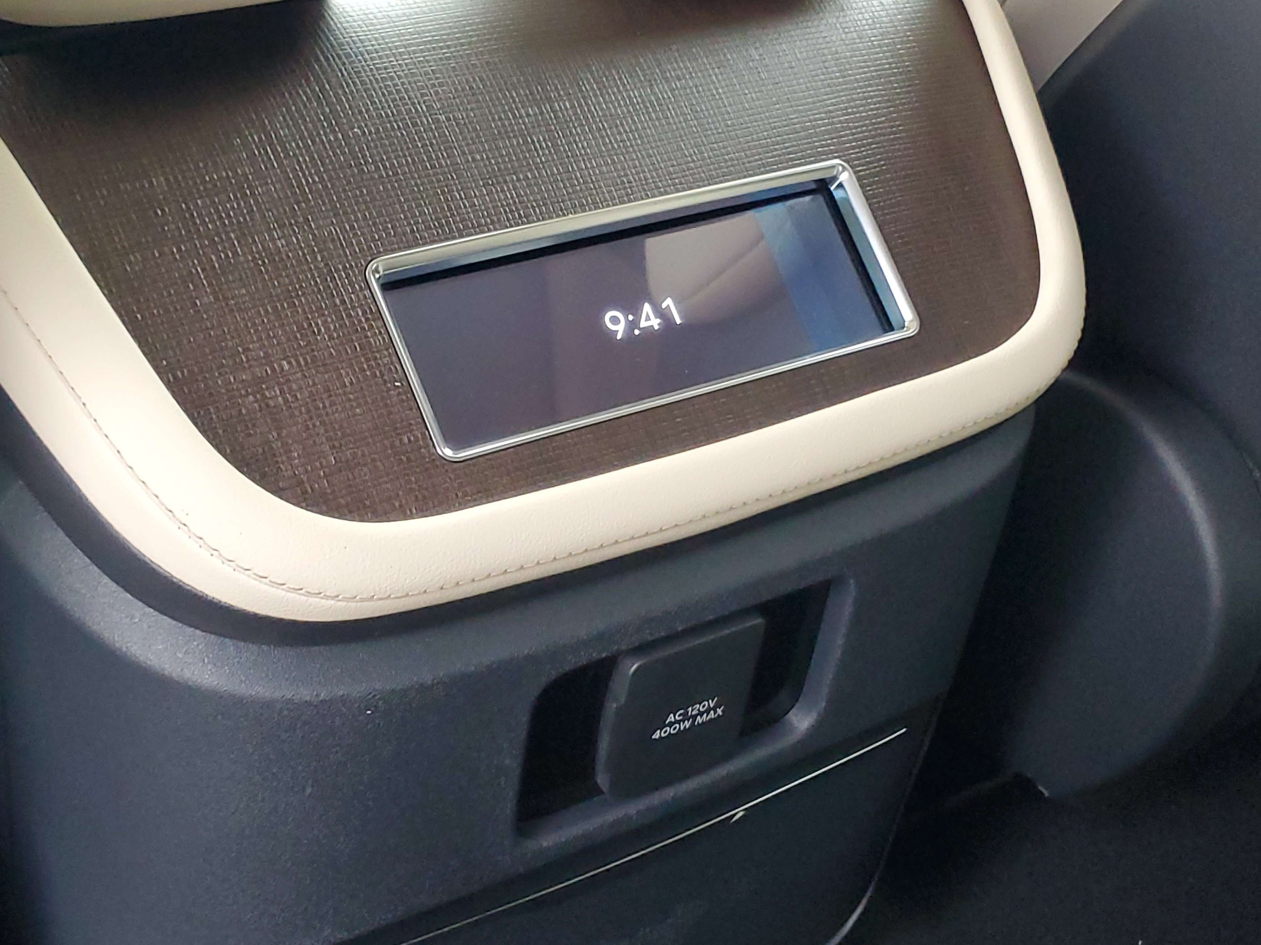 New 2027 Lincoln Navigator Reserve AWD/4WD image 30