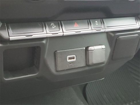 Used 2019 Chevrolet Silverado 1500 Custom Trail Boss w/ Infotainment Package image 21