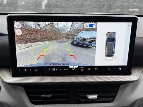 New 2026 Ford Explorer Active image 19