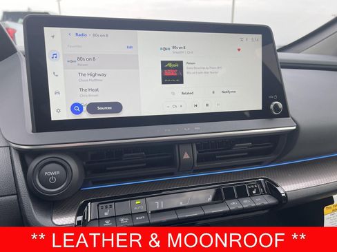 Used 2025 Toyota Prius XLE image 6