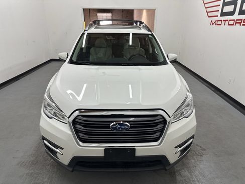 Used 2022 Subaru Ascent Limited w/ Technology Package AWD/4WD image 3