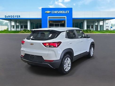 Used 2023 Chevrolet TrailBlazer LS image 7