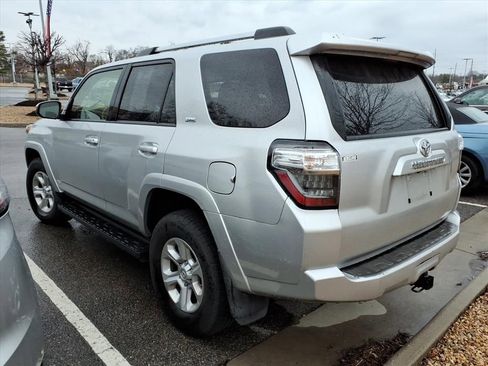 Certified 2020 Toyota 4Runner SR5 image 3