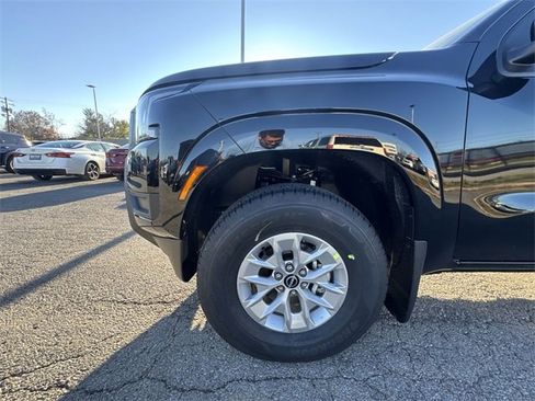 New 2026 Nissan Frontier S image 10