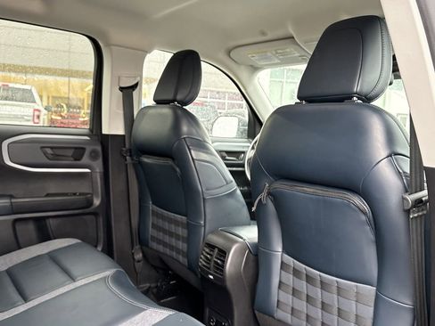 Used 2021 Ford Bronco Sport Outer Banks w/ Outer Banks Package (96D) image 17