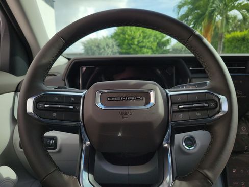 New 2027 GMC Terrain Denali w/ LPO, Floor Liner Package AWD/4WD image 25