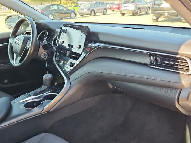 Used 2022 Toyota Camry LE FWD image 20