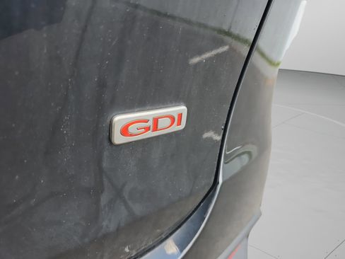 Used 2017 Kia Sorento LX w/ LX Convenience Package image 29