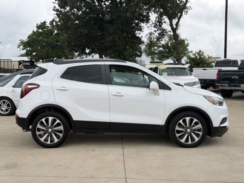 Used 2021 Buick Encore Preferred FWD image 7