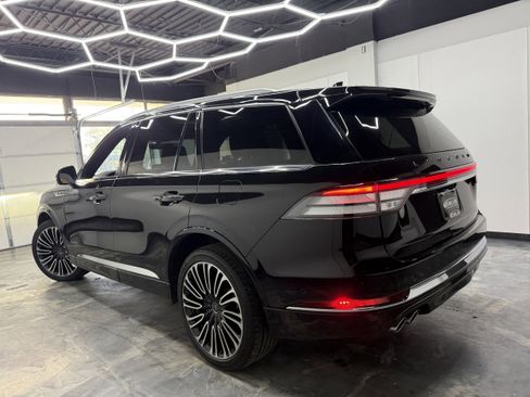 Used 2023 Lincoln Aviator Reserve w/ Equipment Group 201A AWD/4WD image 7