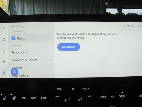 Used 2024 Toyota bZ4X AWD image 16