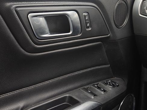 Used 2023 Ford Mustang Premium image 16