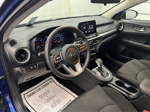 Used 2019 Kia Forte LXS image 11