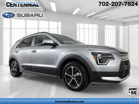 Used 2023 Kia Niro EX FWD image 1