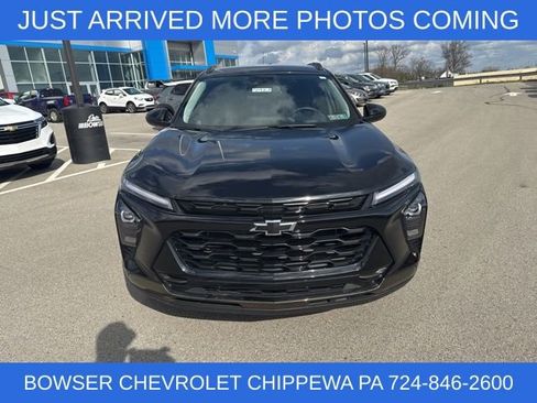 Used 2025 Chevrolet Trax ACTIV w/ Driver Confidence Package image 10