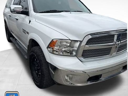 Used 2018 RAM 1500 SLT image 1
