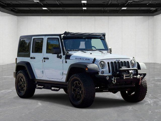 Used 2016 Jeep Wrangler Unlimited Rubicon w/ Connectivity Group AWD/4WD image 7