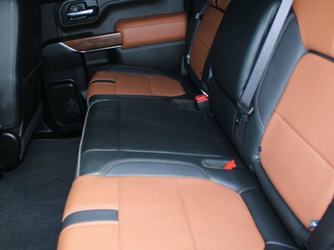 Used 2023 Chevrolet Silverado 3500 High Country image 14