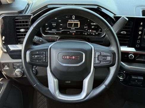 Used 2025 GMC Sierra 1500 SLT AWD/4WD image 12